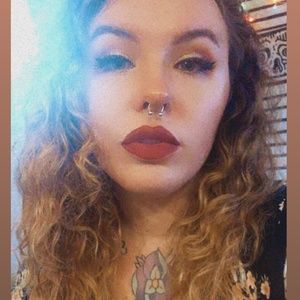 Meet your Posher, Kate marie